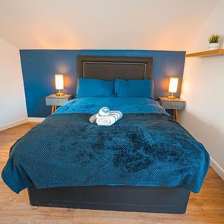 Private And Spacious 2 Bedroom House - Free Parking! Cardiff Exterior foto