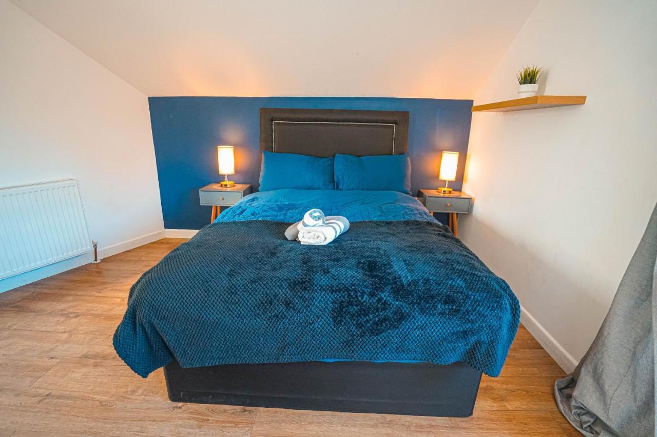 Private And Spacious 2 Bedroom House - Free Parking! Cardiff Exterior foto