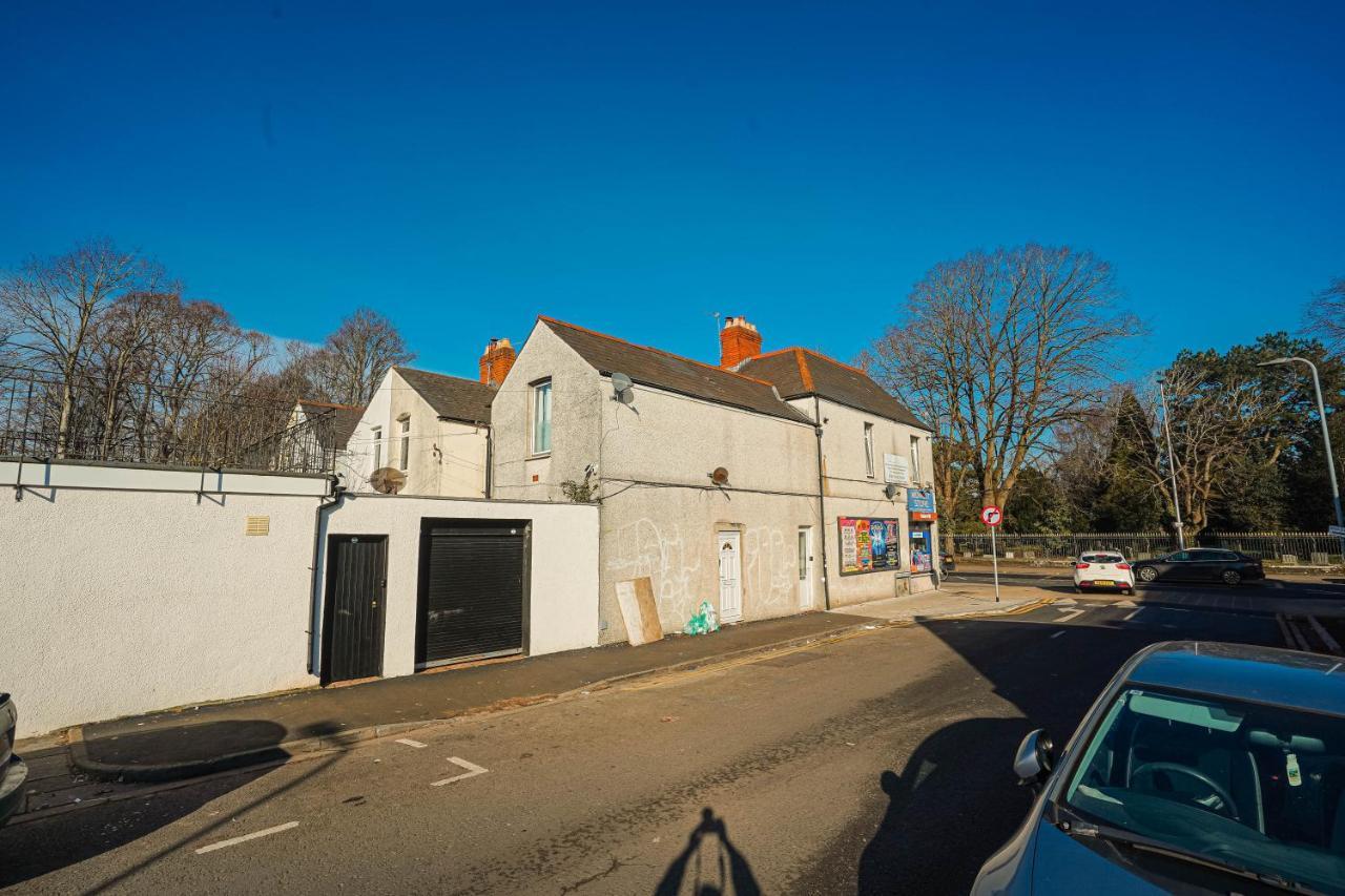 Private And Spacious 2 Bedroom House - Free Parking! Cardiff Exterior foto